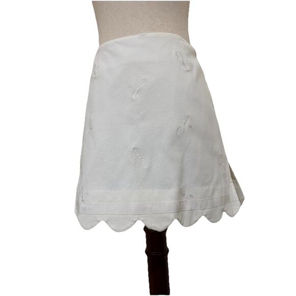 Lilly Pulitzer Pants - Lily Pulitzer White Scalloped Bottom Skort‎ Embroidered Tennis Rackets Size 4